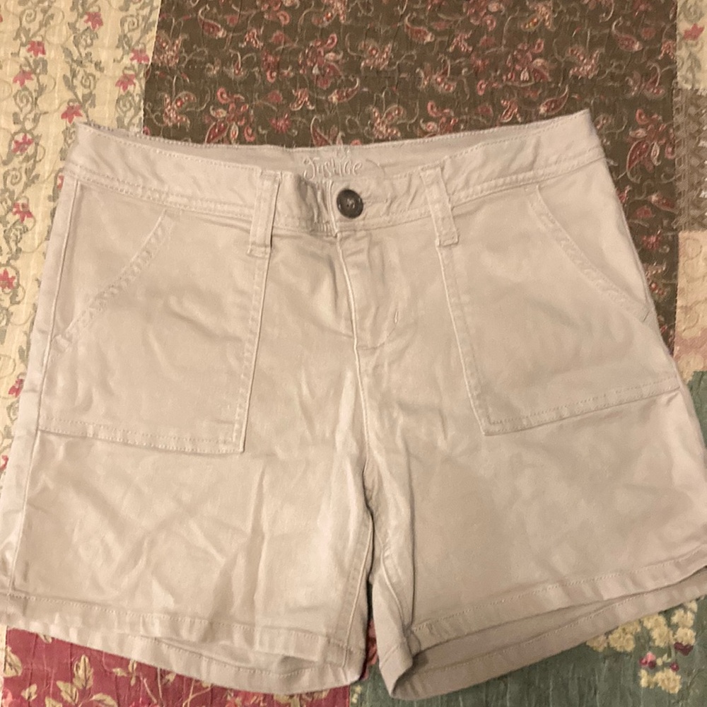 Justice girls size 14 tan shorts